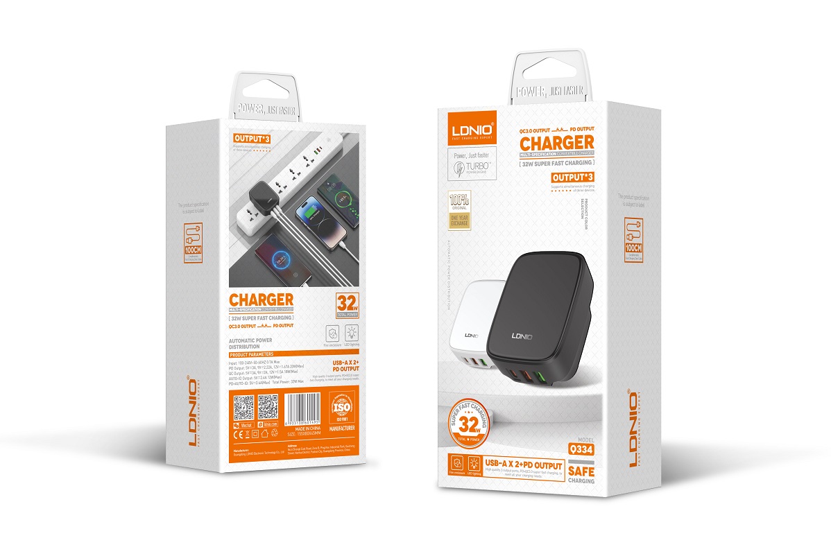 Picture of 32W 3 USB QC4.0 Super Fast Charger Q334