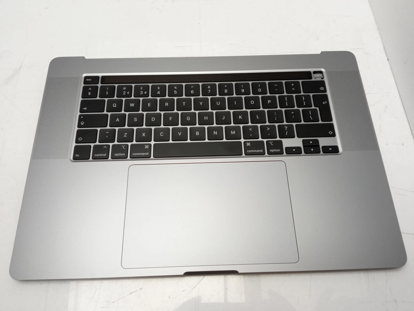 Picture of MacBook Pro 16 Palm Rest Cover For Apple MacBook Pro 16 Inch A2141 Touch Bar Touch ID 2019 (Silver)