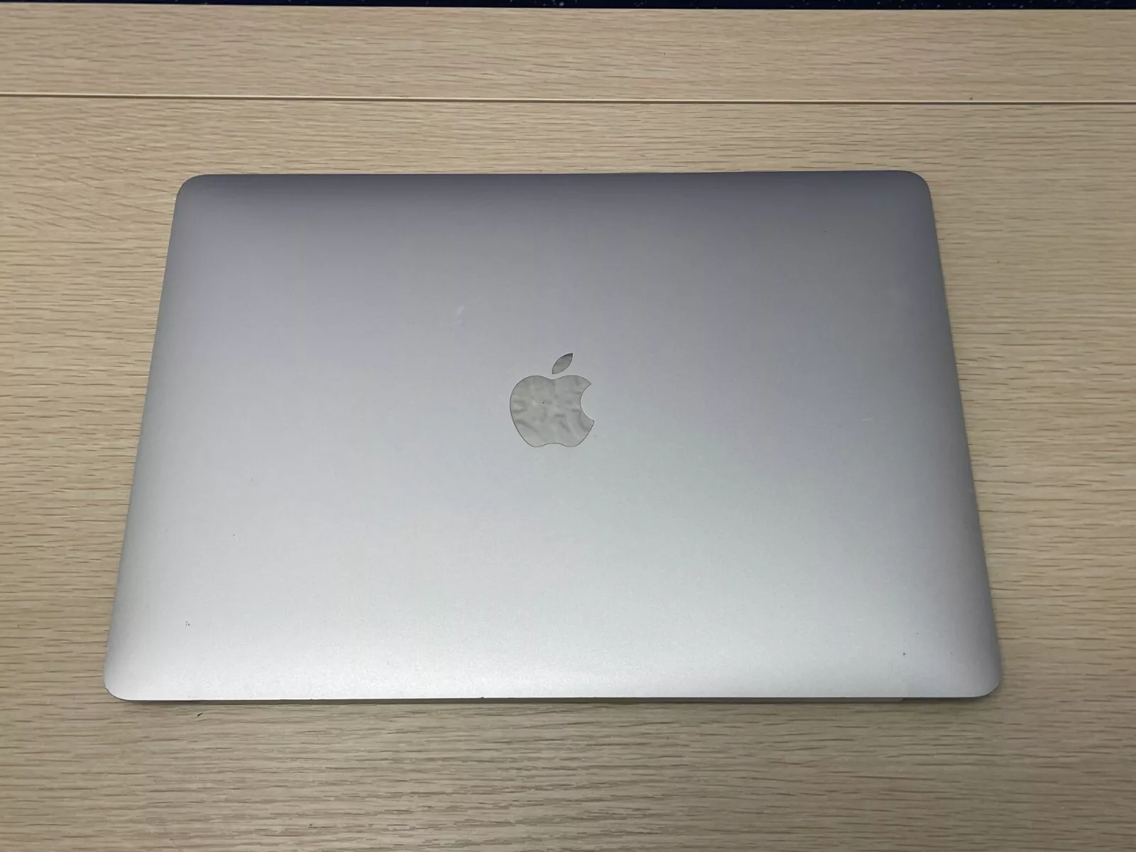 Picture of LCD Screen Replacement for MacBook Pro 13.3" A1706 A1708 Late 2016 Mid 2017 Retina LCD Display Assembly 2560x1600 (Silver)